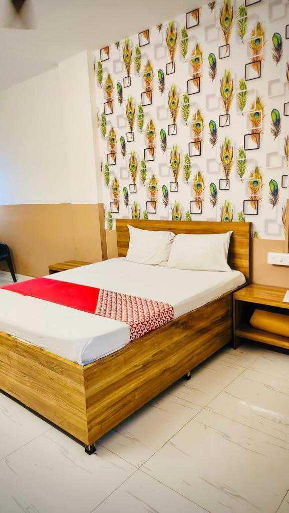 Hotel Royal Lodging Phursungi Dış mekan fotoğraf