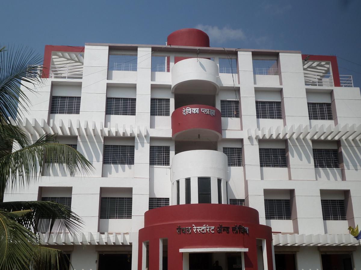 Hotel Royal Lodging Phursungi Dış mekan fotoğraf